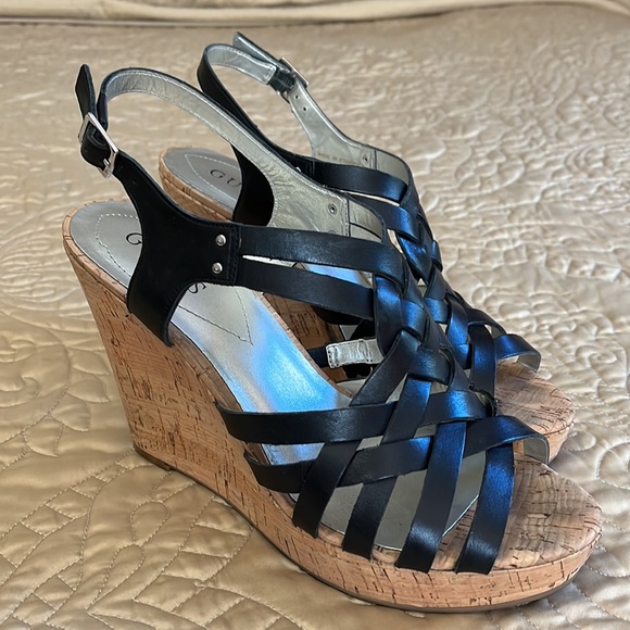 Guess black leather wedge sandals size 9. - Picture 2 of 5